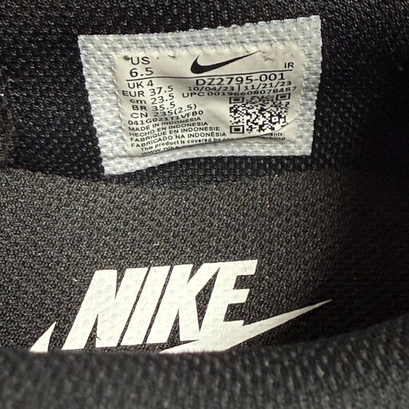 Nike Cortez Nylon Black White Womens Shoes DZ2795-001 VNDS Sz 6.5 - Picture 7 of 7